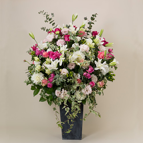 ウィルかわさき 季節の供花 55,000円(税込) ピンク