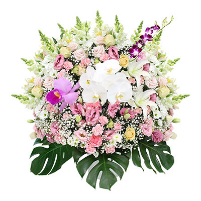 ウィルさいたま 喪主花(洋) 33,000円(税込) H85cm × W80cm